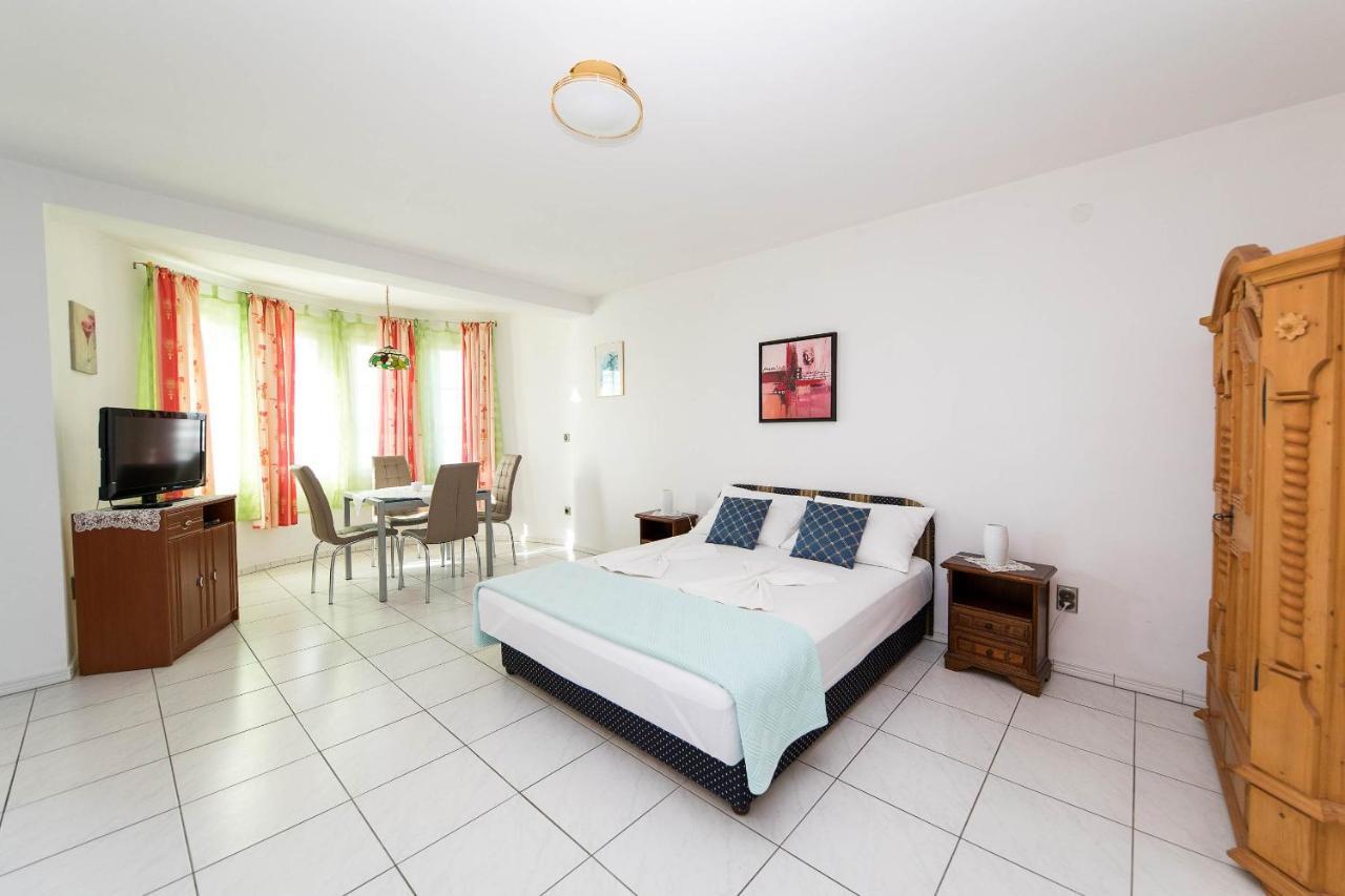 Apartmani Kovac Crikvenica Ngoại thất bức ảnh